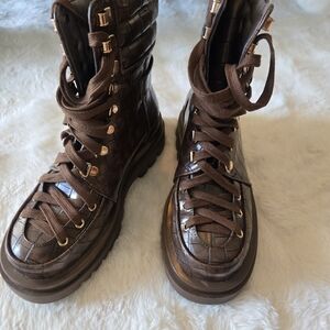 Shane Justin Brown Croc-Embossed Lace-Up Boots